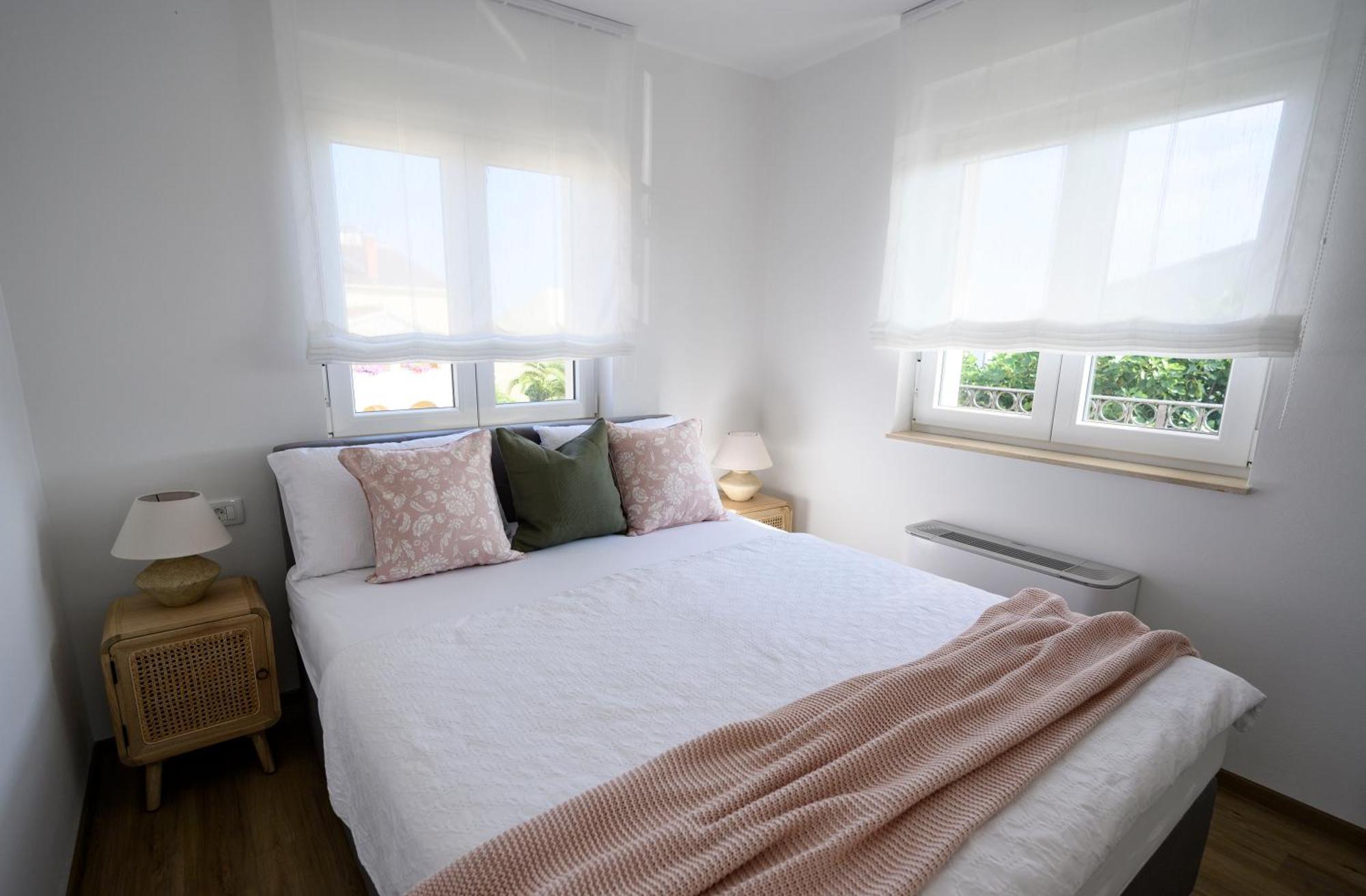 Appartments Smrikve 梅杜林 外观 照片