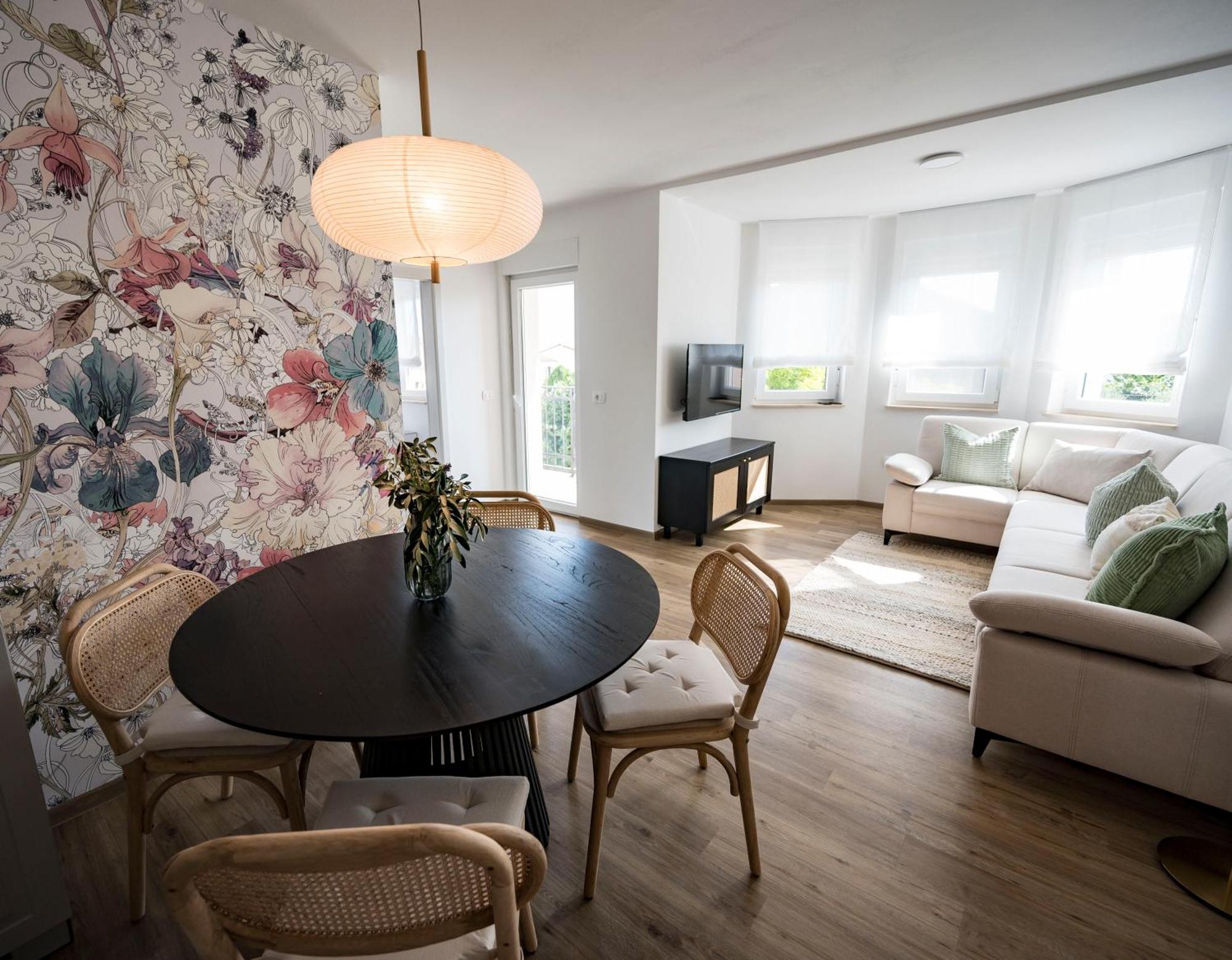 Appartments Smrikve 梅杜林 外观 照片